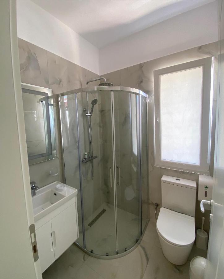 Helena Hotel Shëngjin Zewnętrze zdjęcie